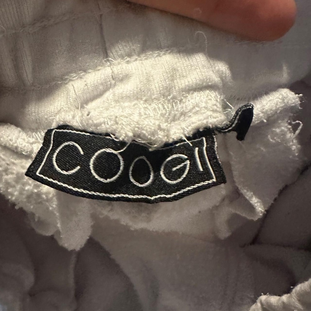 Coogi White Embroidered Baggy Cargo Sweat Shorts Size XL - Picture 5 of 6